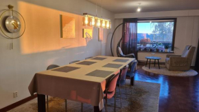 3-bedroom lake view and near center apartment with sauna Lahti